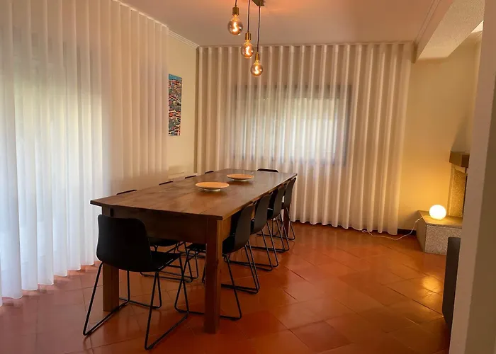 Casa Do Paco Tatil Evi Guimarães